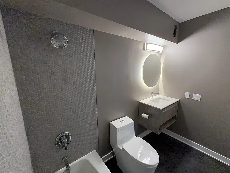 1313 N Ritchie Ct #2106 — Photo 13