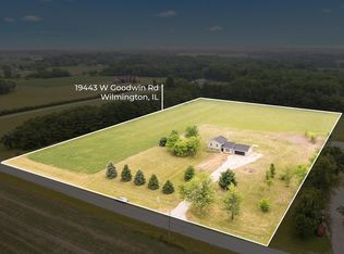 19443 W Goodwin Rd, Wilmington, IL 60481