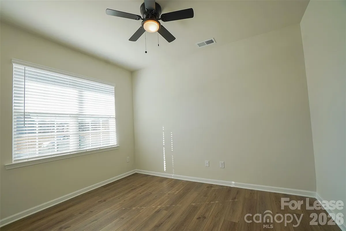 Building Photo - 1403 Caracara Ct