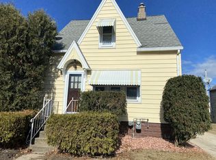 389 3rd St, Fond Du Lac, WI 54935