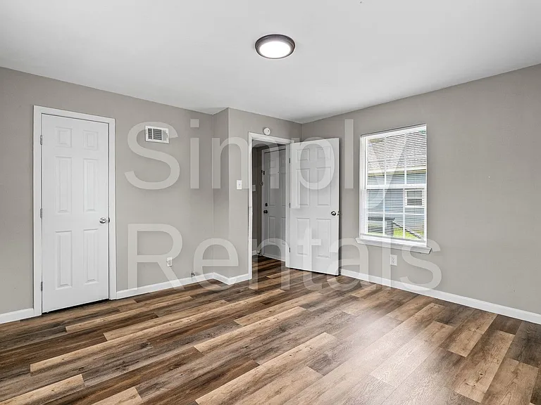4214 Johnson St — Photo 22