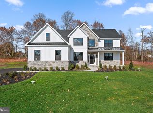 1104 Arden Dr, Eagleville, PA 19403
