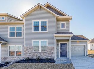 27301 E Oak View Dr, Lees Summit, MO 64086