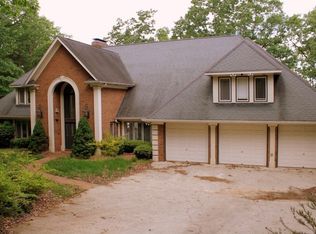 6576 Yacht Club Rd, Flowery Branch, GA 30542