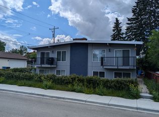 2415 9th St NW #2415A, Calgary, AB T2M 3L9