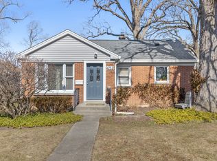 452 Longfellow Ave, Deerfield, IL 60015