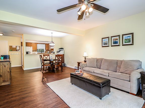 124 Aspetuck Village