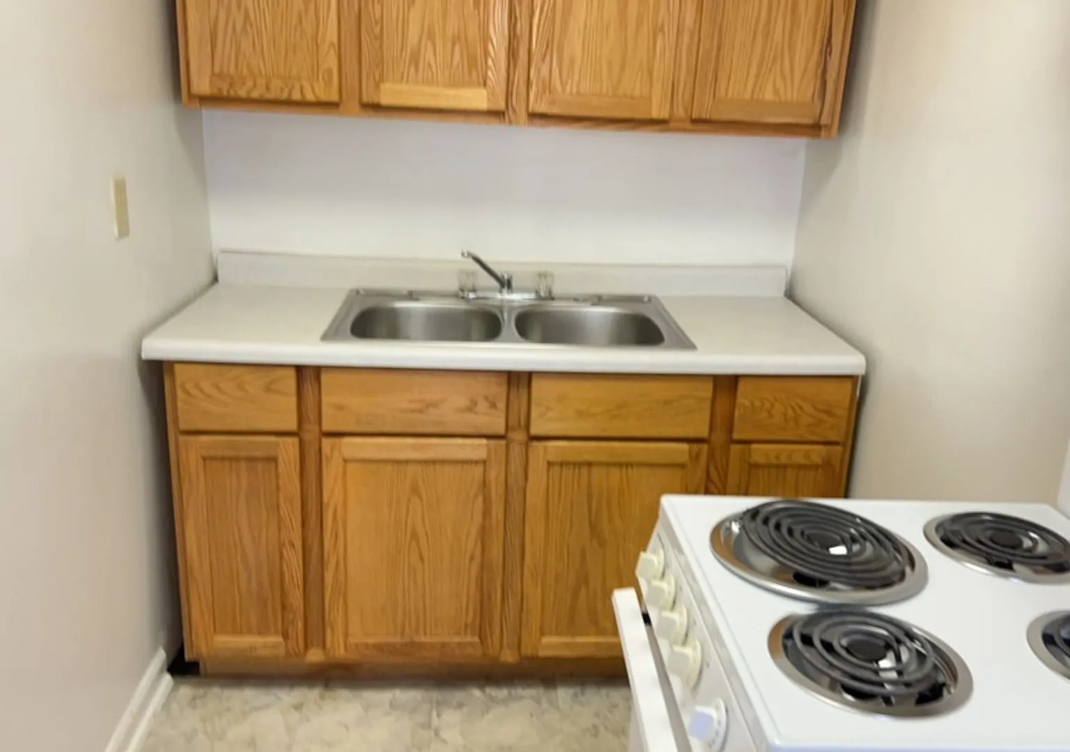 1222 Columbia Street — Photo 2
