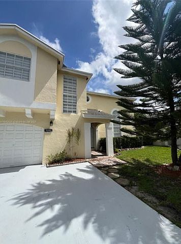 1st image of 9995 NW 51st Ter
