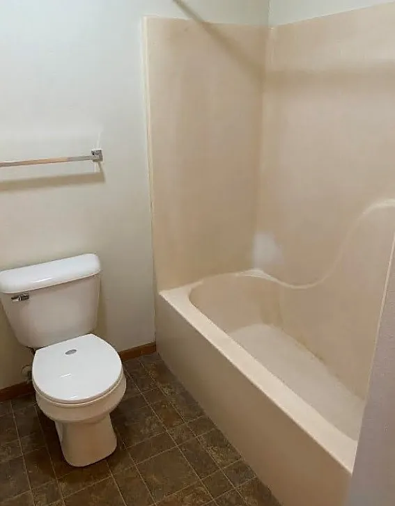 2 bed, $1,175 — Photo 4