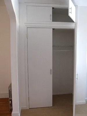 Rented by FlatFinders Realty | media 20