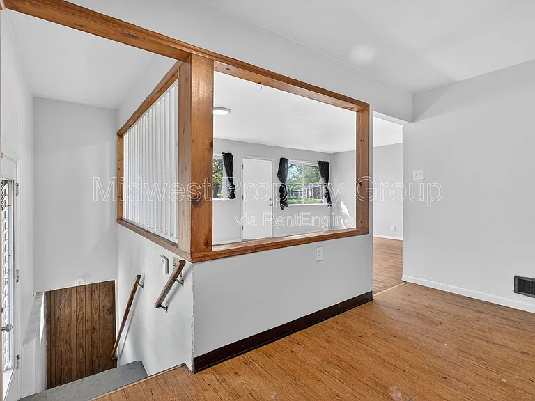 743 Shepley Dr — Photo 13
