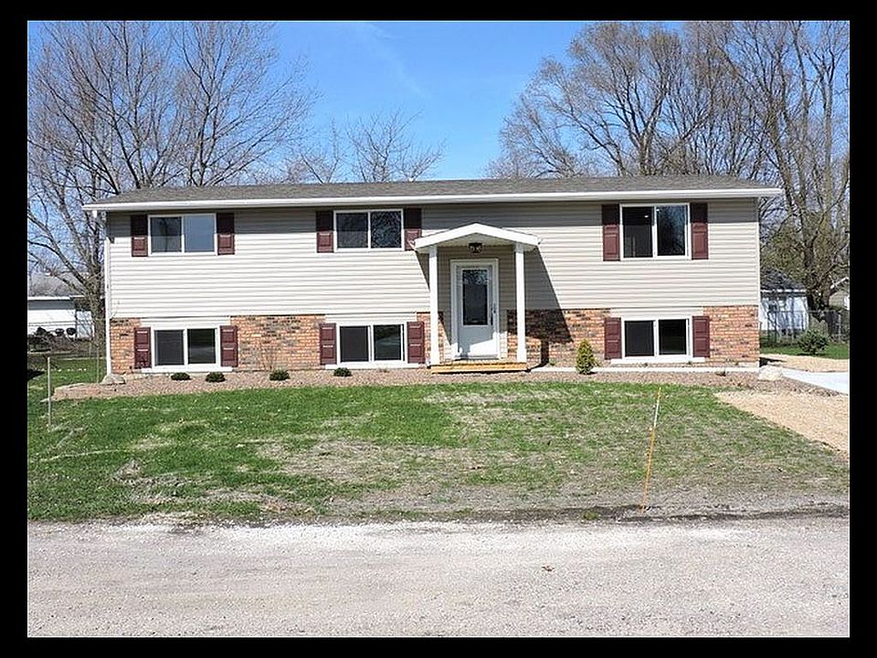 1st image of 275 Fern Dr
