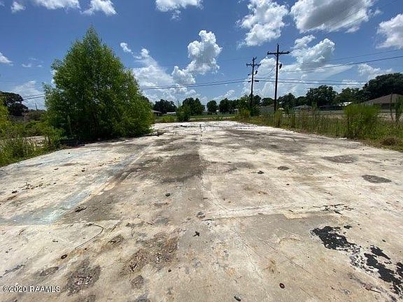 5th image of 1415 Henderson Hwy