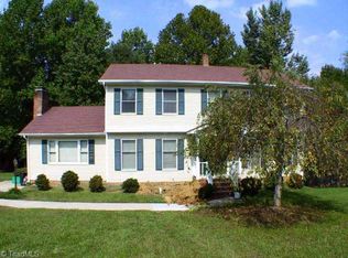 2311 Leeds Ln, High Pt, NC 27265