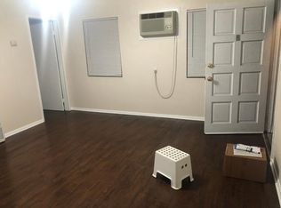 1900 N Hollywood Way #B, Burbank, CA 91505