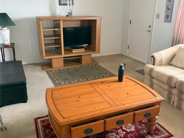 4906 Victoria Dr APT 404, Cape Coral, FL 33904