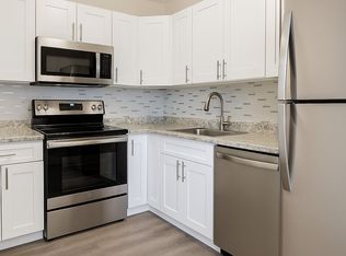 West Palm Lane, West Palm Beach, FL 33409