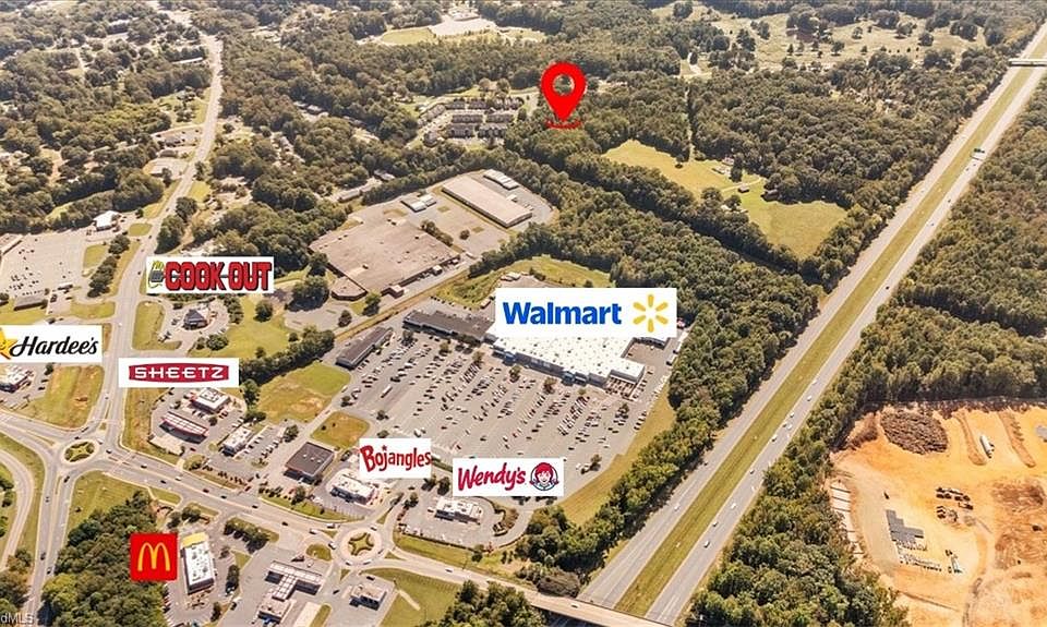 1st image of 4069 Bentley Dr
