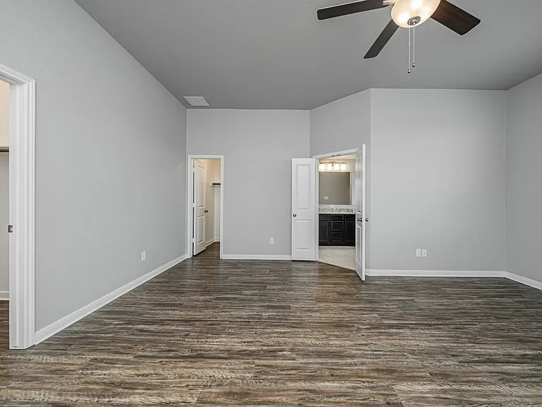 521 Fallbrook Dr — Photo 20