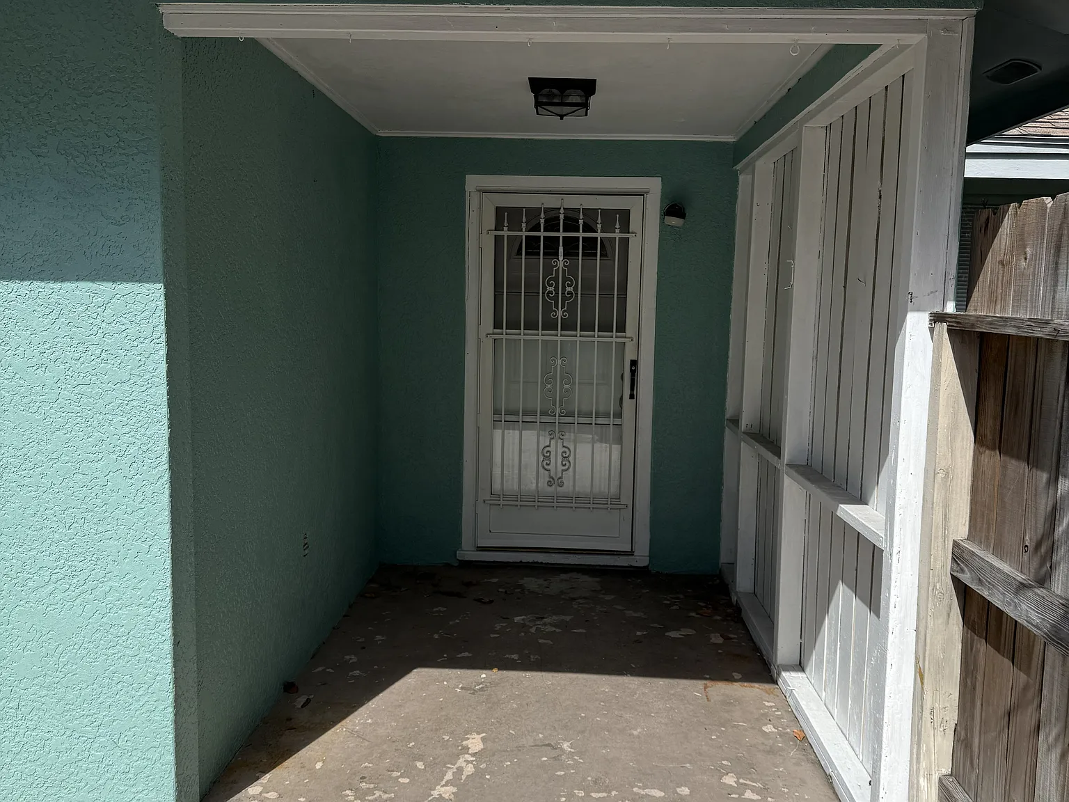 2 bed, 800 sqft, $2,350 — Photo 2