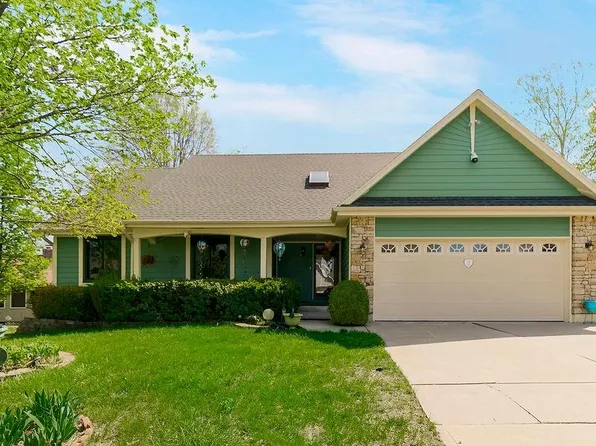 7719 Larson Ave, Kansas City, MO 64138