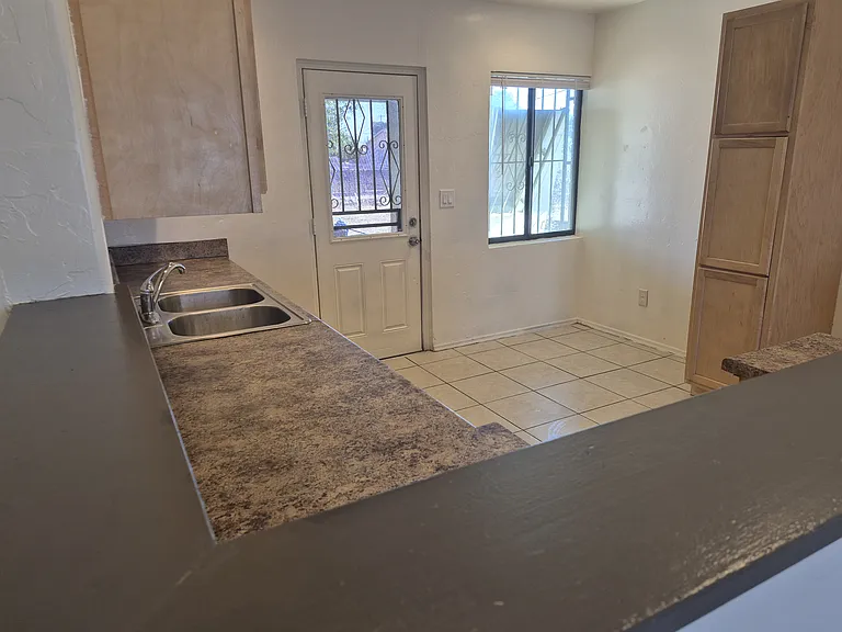 2810 E Norton Vis — Photo 14