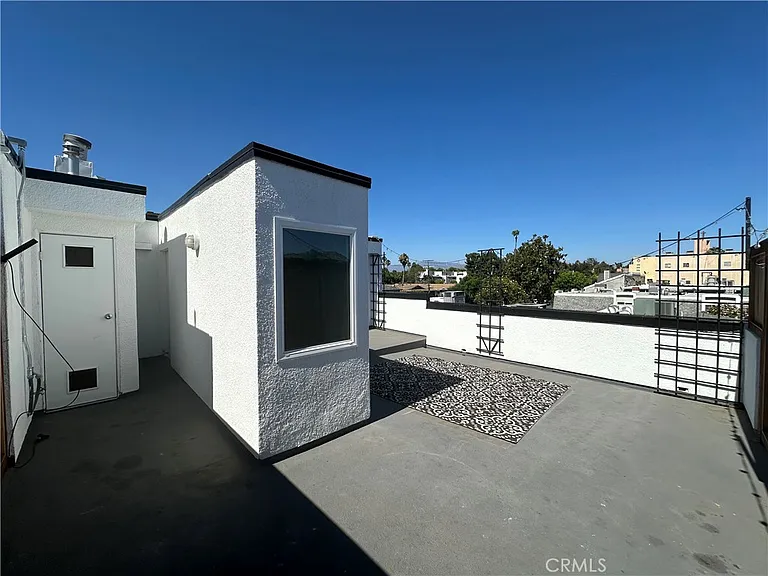 13508 Moorpark St #2 — Photo 59