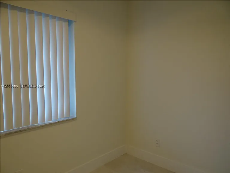 5980 SW 40th Ave #C — Photo 39