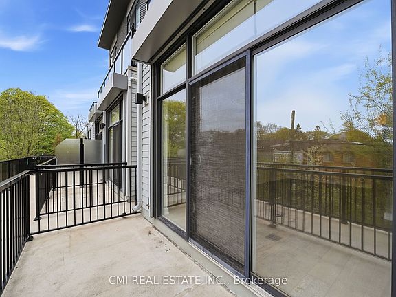 5th image of 1321 Gerrard St E #10