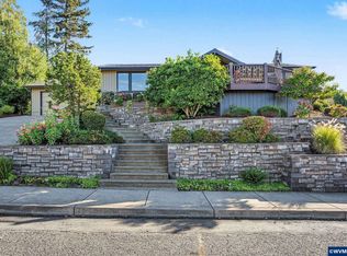 3674 Burning Tree Dr S, Salem, OR 97302