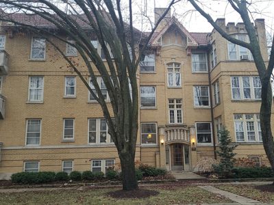 341 S Humphrey Ave #3N, Oak Park, IL, 60302