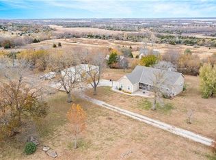 27372 Lookout Rd, Paola, KS 66071