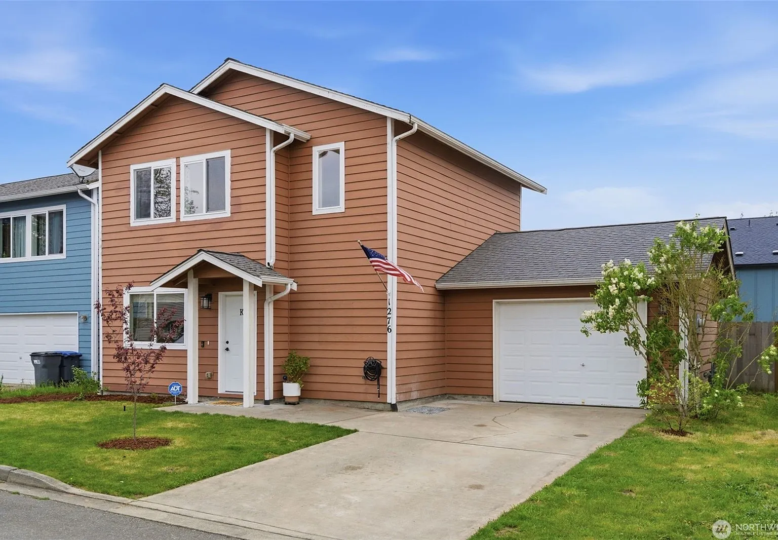 3 bed, 1.5 bath, 1216 sqft, $2,800 — Photo 1