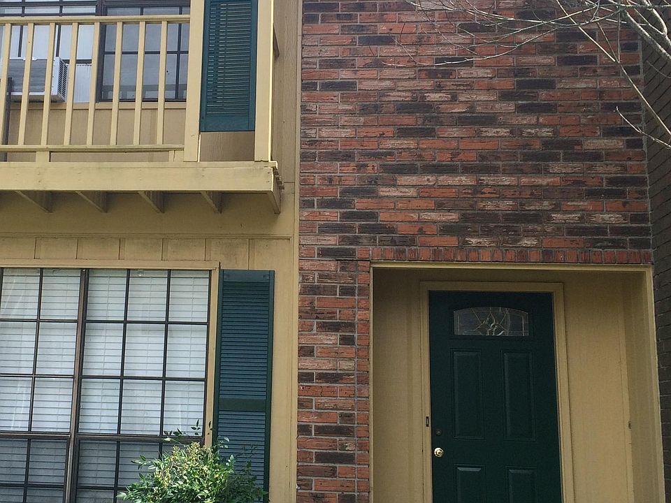1st image of 2436 Oxford Pl