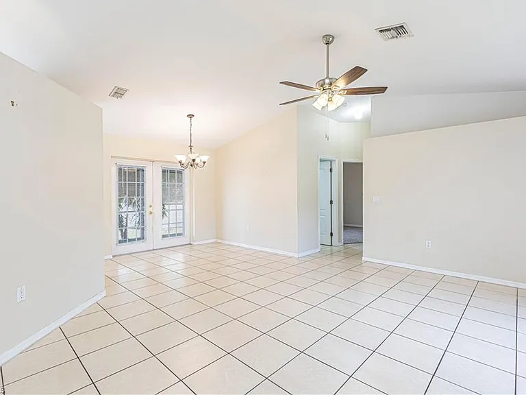 9084 Caloosa Rd — Photo 8