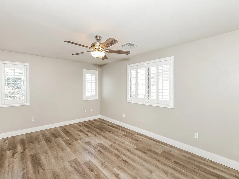 9327 Pyrope Ct — Photo 10