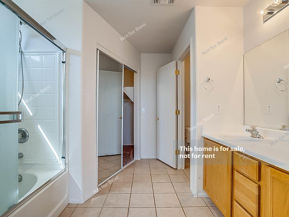 5th image of 3943 E Lambeth Pl