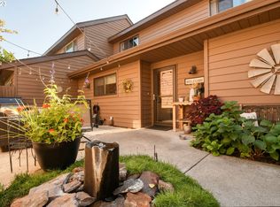 1036 NW 12th St, Pendleton, OR 97801