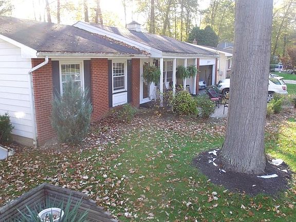 5th image of 1705 Arthur Dr NW