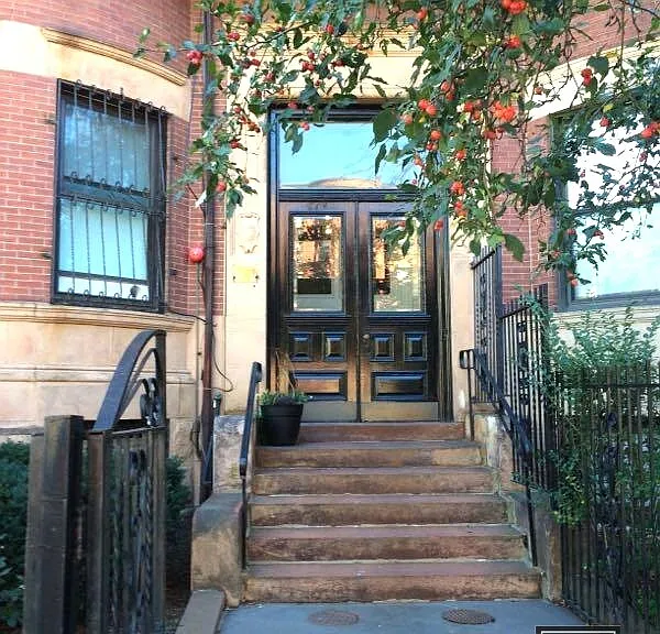 869 Beacon St #2 — Photo 9