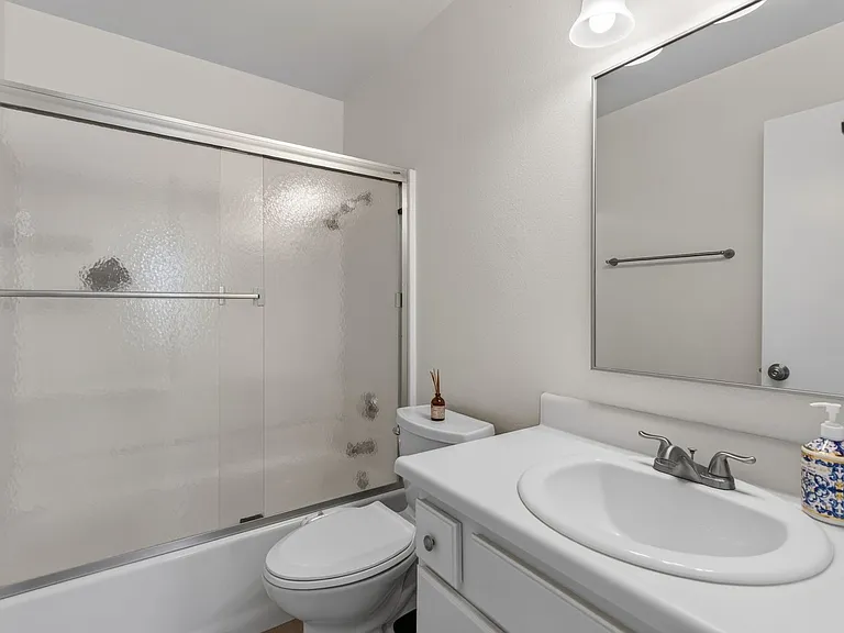 263 Greenbriar Ct — Photo 16