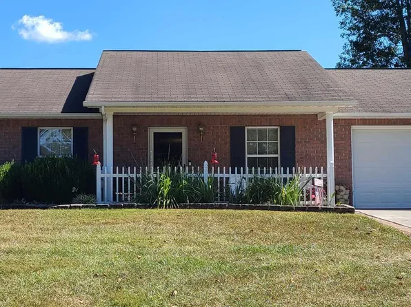 297 Booker Rd, Maynardville, TN 37807