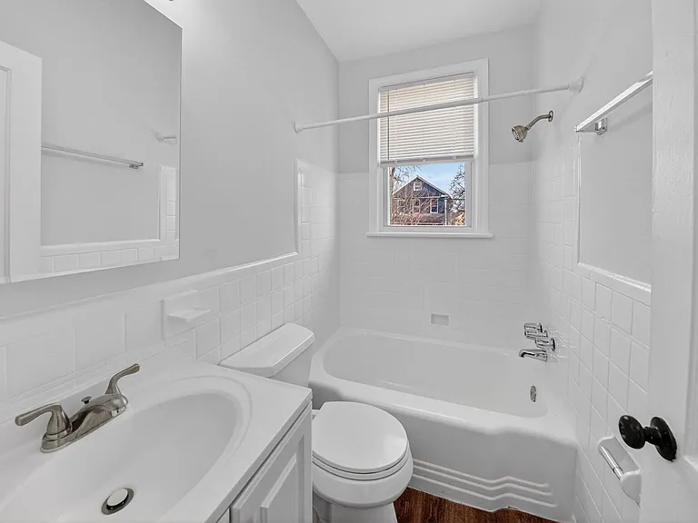 4701 Ravenswood Rd #14 — Photo 11