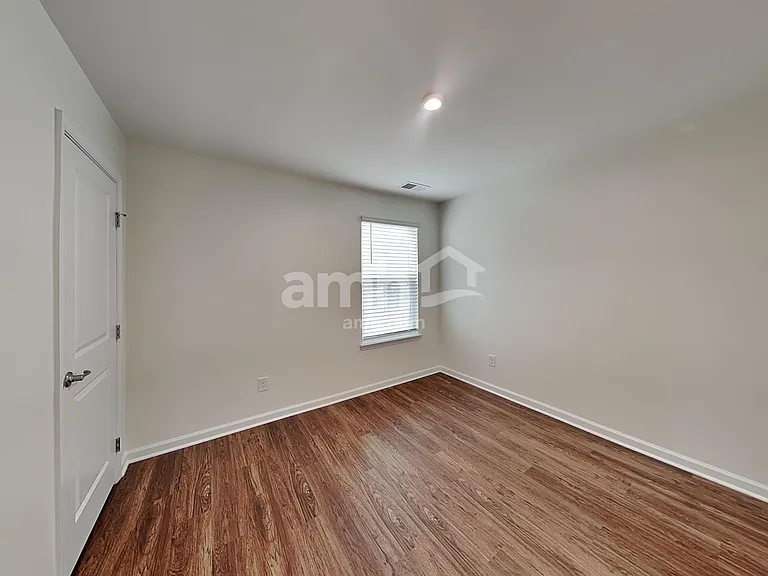 648 Hamilton Park Dr — Photo 19