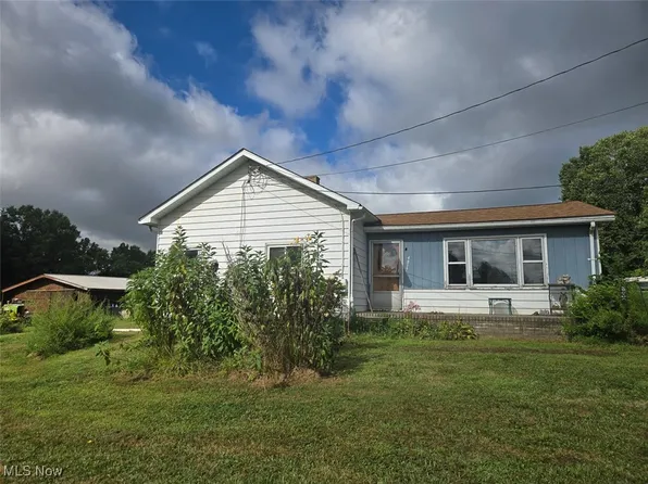 4817 McClintocksburg Rd, Newton Falls, OH 44444