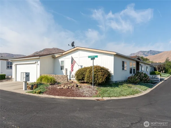 1625 Pleasant Avenue, Wenatchee, WA 98801