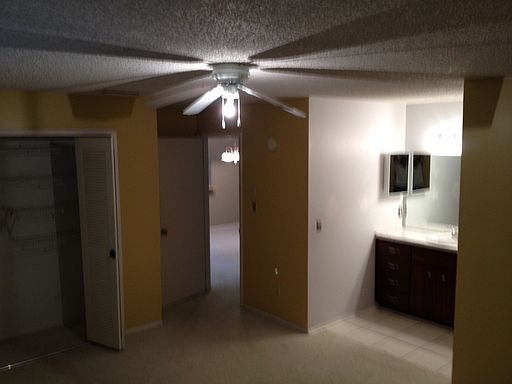 5th image of 105 Long Leaf Pine Ct
