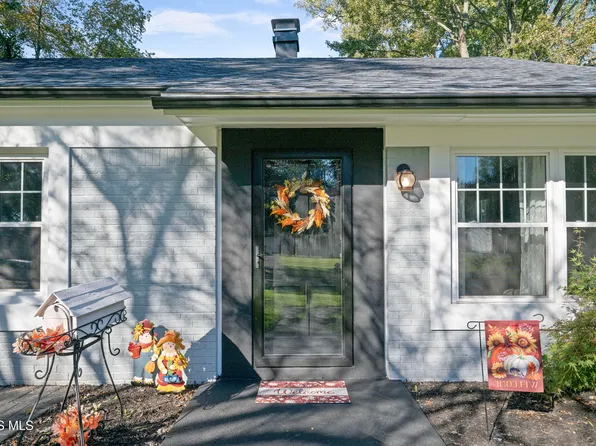 4907 Brinthaven Rd, Sylvania, OH 43560