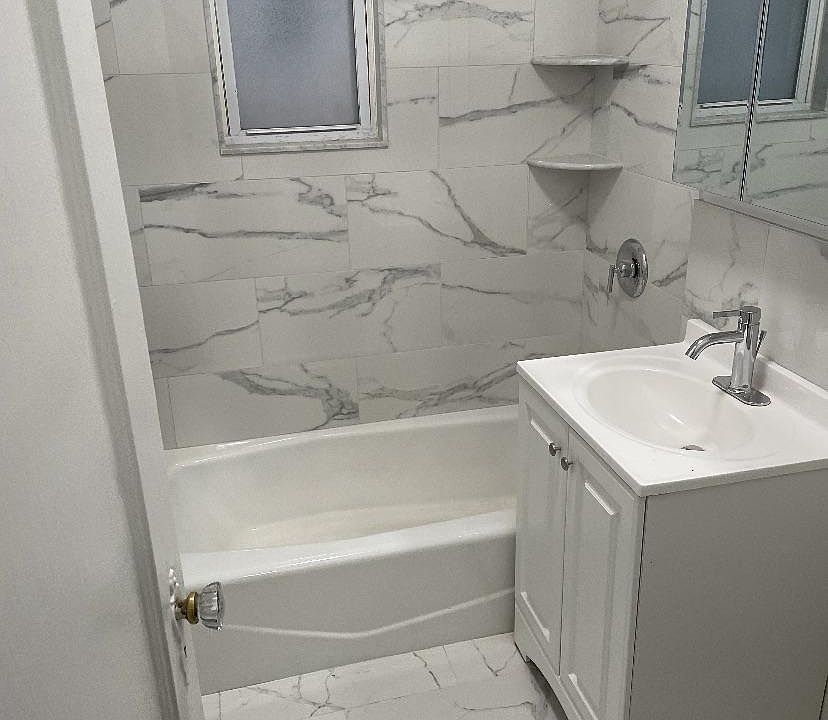 1st image of 436 Riverdale Ave